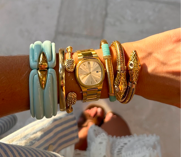 This isn’t just a watch—it’s a power move. Sleek enough for the boardroom, bold enough for the after-party, and tough enough for everything in between. Thousands wear it on repeat—because it just hits differently.