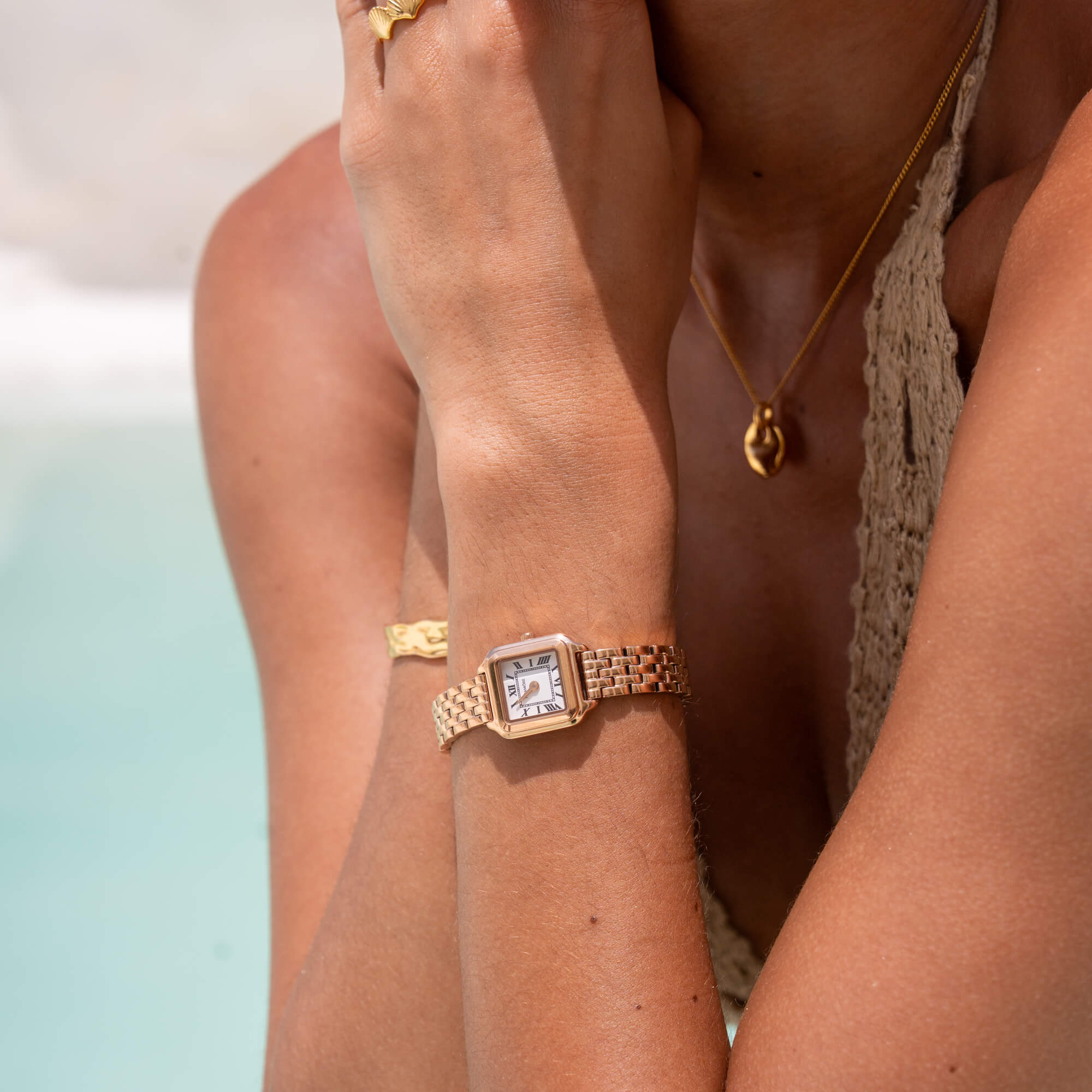 ROSE GOLD