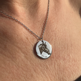 Collier gravé Steed